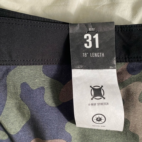 Mens hurley board shorts - Picture 3 of 3